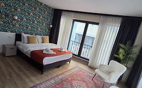 Zulu Suites